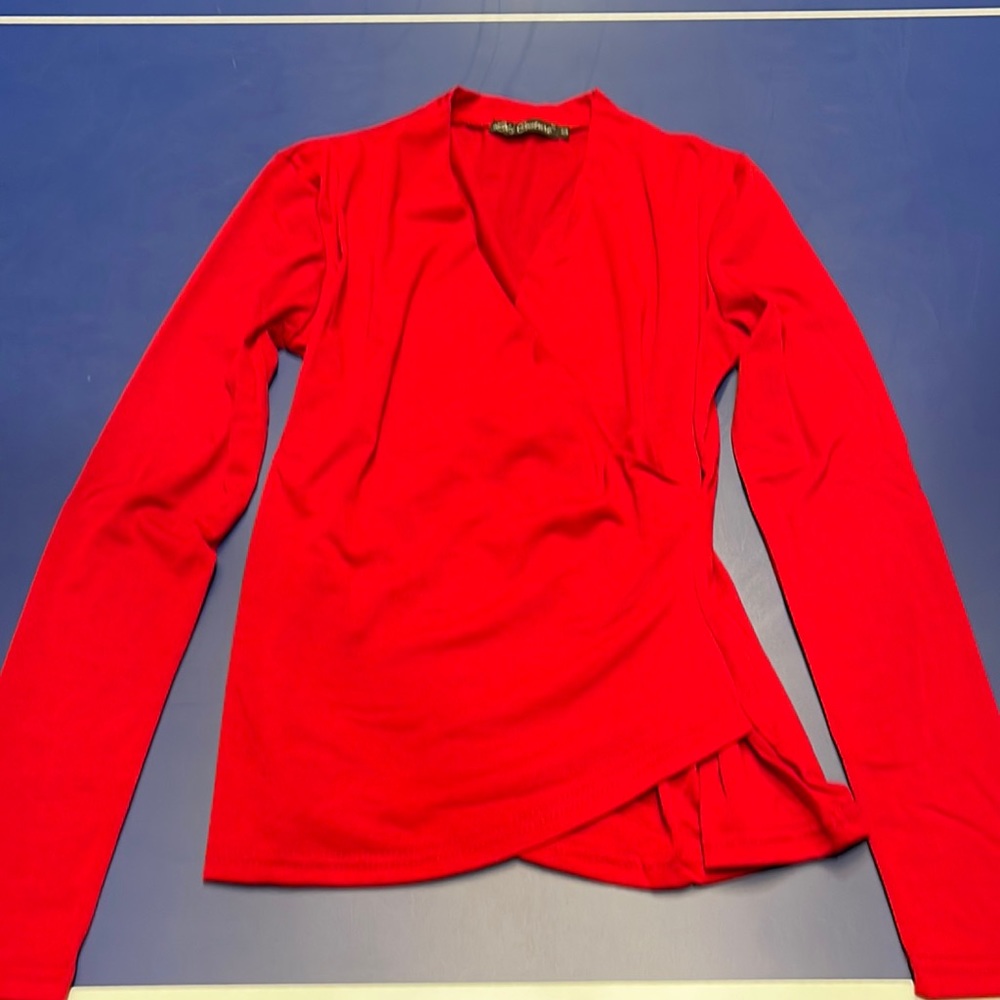 Lolli couture Red Cross over log sleeve